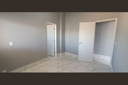 Casa à venda com 3 quartos, 170m² em Vila Capuava, Valinhos