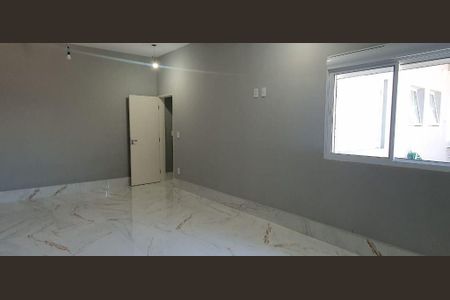 Casa à venda com 3 quartos, 170m² em Vila Capuava, Valinhos