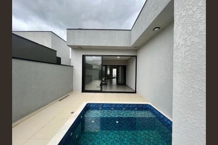 Casa à venda com 178m², 3 quartos e 2 vagas