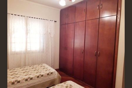 Casa à venda com 335m², 3 quartos e 5 vagas