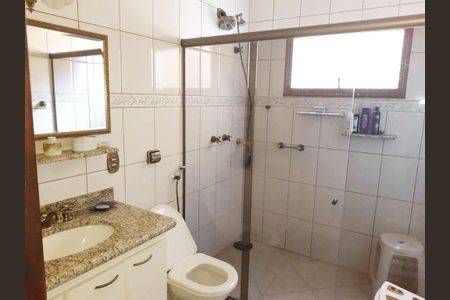 Casa à venda com 335m², 3 quartos e 5 vagas
