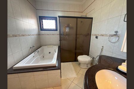 Casa à venda com 268m², 3 quartos e 2 vagas