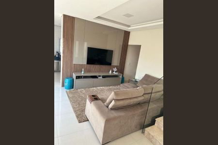 Casa à venda com 3 quartos, 231m² em Bosque dos Eucaliptos, Valinhos
