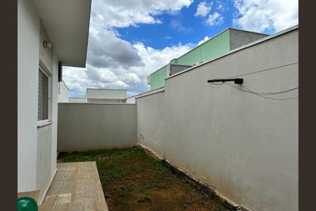 Casa à venda com 234m², 3 quartos e 4 vagas