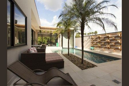 Casa à venda com 334m², 4 quartos e 4 vagas