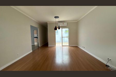 Casa à venda com 3 quartos, 137m² em Vila Capuava, Valinhos
