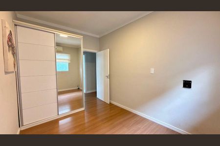 Casa à venda com 3 quartos, 137m² em Vila Capuava, Valinhos