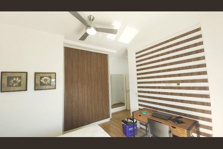Casa à venda com 302m², 4 quartos e 4 vagas
