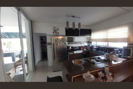 Casa à venda com 302m², 4 quartos e 4 vagas