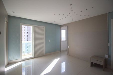 Apartamento para alugar com 135m², 3 quartos e 3 vagasSuite