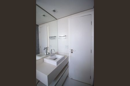 Apartamento para alugar com 135m², 3 quartos e 3 vagasBanheiro Social 