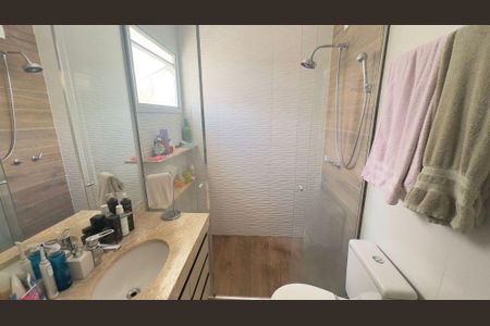 Casa à venda com 187m², 3 quartos e 2 vagas