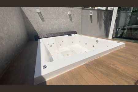 Casa à venda com 187m², 3 quartos e 2 vagas