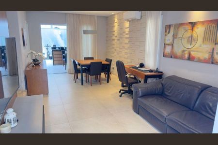 Casa à venda com 187m², 3 quartos e 2 vagas