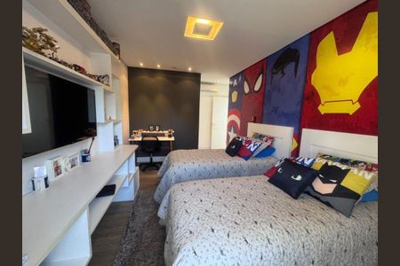 Casa à venda com 478m², 4 quartos e 6 vagas