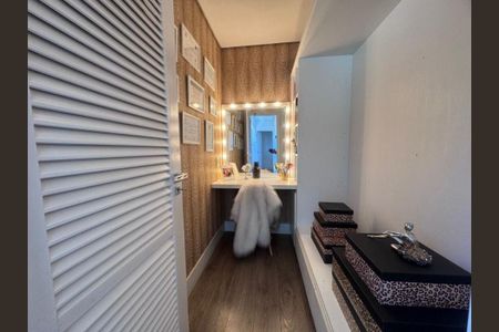 Casa à venda com 478m², 4 quartos e 6 vagas