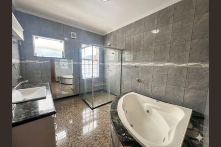 Casa à venda com 4 quartos, 656m² em Loteamento Residencial Fazenda Sao Jose, Valinhos