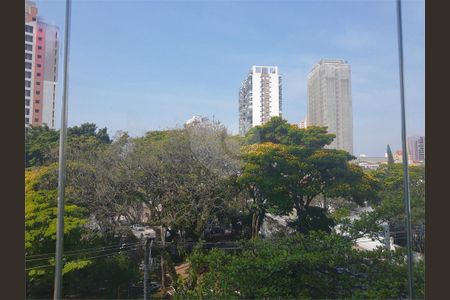Apartamento à venda com 77m², 2 quartos e 1 vaga