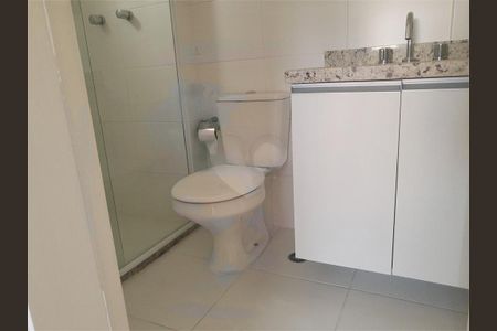 Apartamento à venda com 77m², 2 quartos e 1 vaga