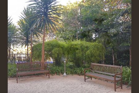 Apartamento à venda com 77m², 2 quartos e 1 vaga
