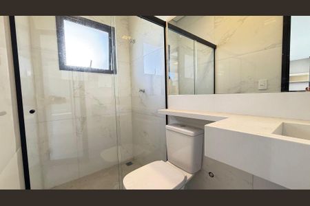 Casa à venda com 3 quartos, 239m² em Vila Capuava, Valinhos