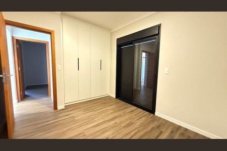 Casa à venda com 3 quartos, 239m² em Vila Capuava, Valinhos