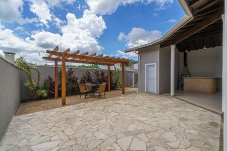 Casa à venda com 3 quartos, 239m² em Chácaras Silvânia, Valinhos