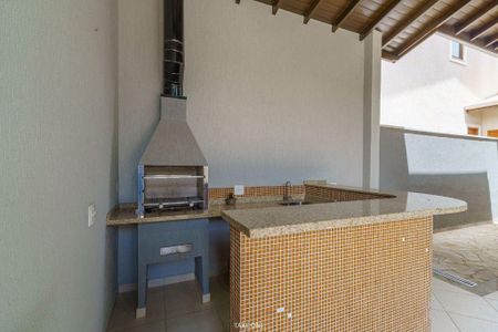 Casa à venda com 3 quartos, 239m² em Chácaras Silvânia, Valinhos