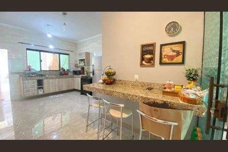 Casa à venda com 3 quartos, 189m² em Lenheiro, Valinhos