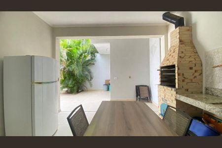 Casa à venda com 3 quartos, 189m² em Lenheiro, Valinhos