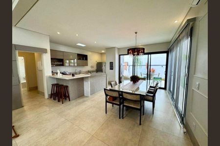 Casa à venda com 3 quartos, 204m² em Loteamento Residencial Santa Gertrudes, Valinhos