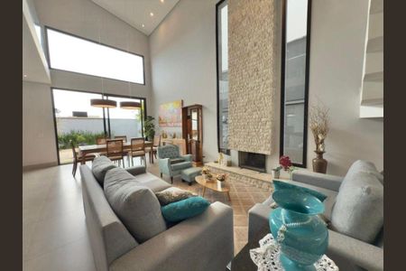 Casa à venda com 3 quartos, 239m² em Vila Santana, Valinhos