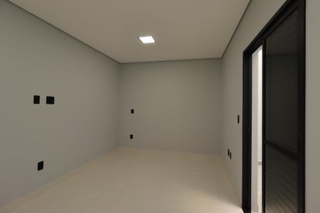 Casa à venda com 125m², 3 quartos e 2 vagasSuíte
