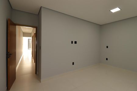 Casa à venda com 125m², 3 quartos e 2 vagasSuíte