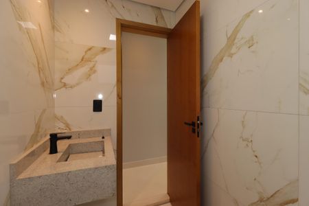 Casa à venda com 125m², 3 quartos e 2 vagasBanheiro Social