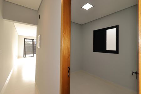 Casa à venda com 125m², 3 quartos e 2 vagasCorredor