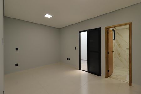 Casa à venda com 125m², 3 quartos e 2 vagasSuíte