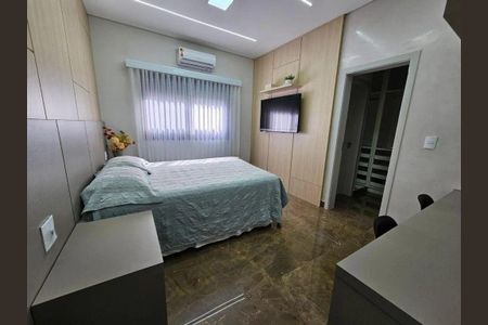 Casa à venda com 4 quartos, 400m² em Dois Córregos, Valinhos