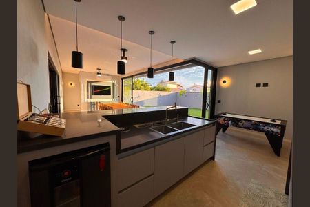 Casa à venda com 310m², 3 quartos e 4 vagas