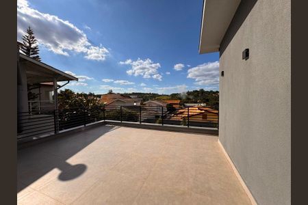 Casa à venda com 310m², 3 quartos e 4 vagas