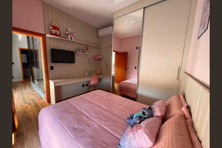 Casa à venda com 3 quartos, 310m² em Santa Cruz, Valinhos