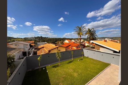 Casa à venda com 310m², 3 quartos e 4 vagas