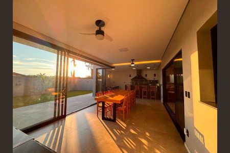 Casa à venda com 310m², 3 quartos e 4 vagas
