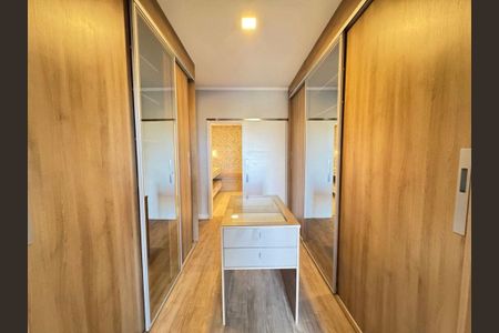 Casa à venda com 3 quartos, 336m² em Chácaras Alpina, Valinhos