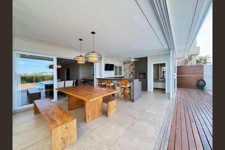 Casa à venda com 336m², 3 quartos e 2 vagas