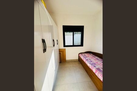 Casa à venda com 138m², 3 quartos e 4 vagas