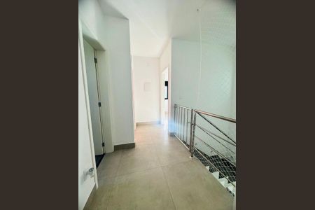Casa à venda com 138m², 3 quartos e 4 vagas