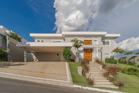 Casa à venda com 534m², 4 quartos e 4 vagas