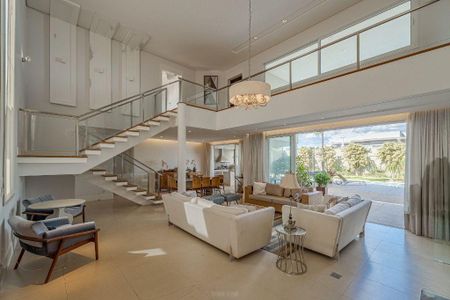 Casa à venda com 4 quartos, 534m² em Villa Lombarda, Valinhos