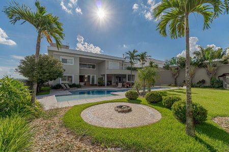 Casa à venda com 534m², 4 quartos e 4 vagas
